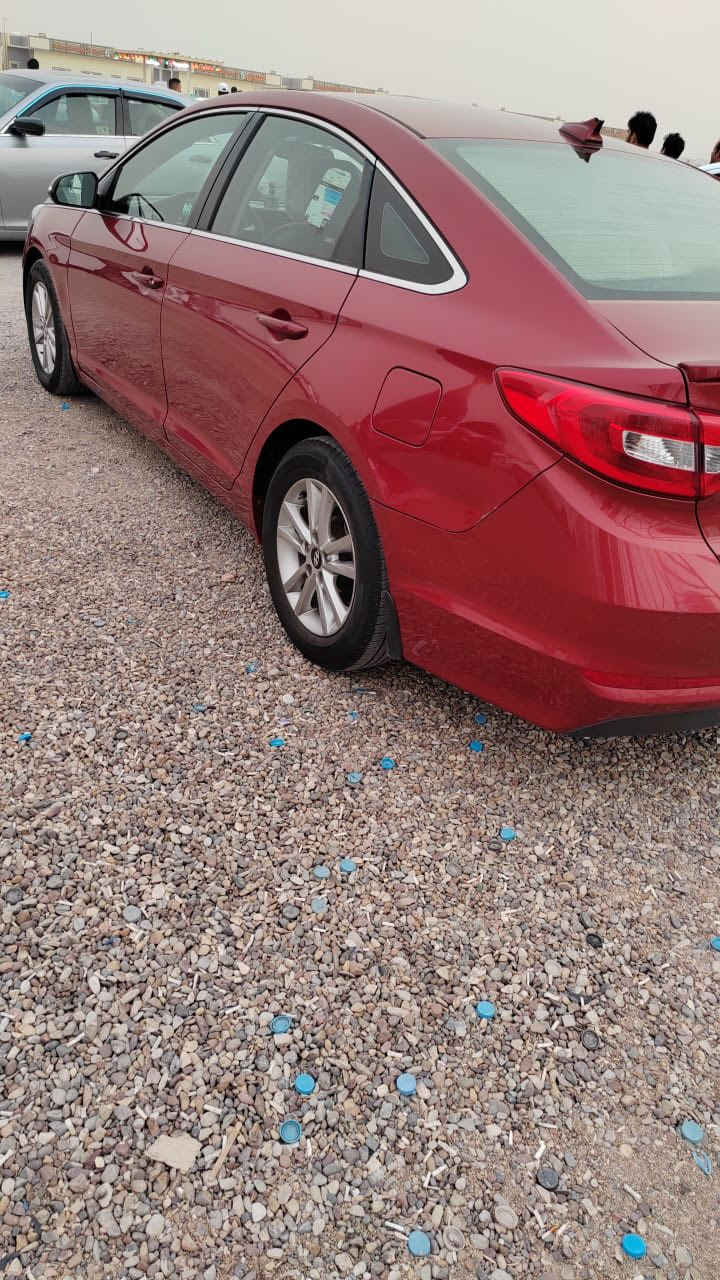 سوناتا موديل ٢٠١٦
رقم اربيل سنويه لنهايه ال ٢٠٢٧
ضربتها مدكر وبنيد ب امريكا بدون دواخل ماطاك ايرباك
داخل بيجي جلد كامره دوار 
تحكم استيرن اربع جهات
محرك ١٦٠٠ تيربو جي دي اي 
ماشيه ١٣٤ الف ميل 
حداديه ٧٠ ب الميه
تبريد ثلج 
البنيد بيه جراد ورصعات ب القماره
للتواصل ***********
