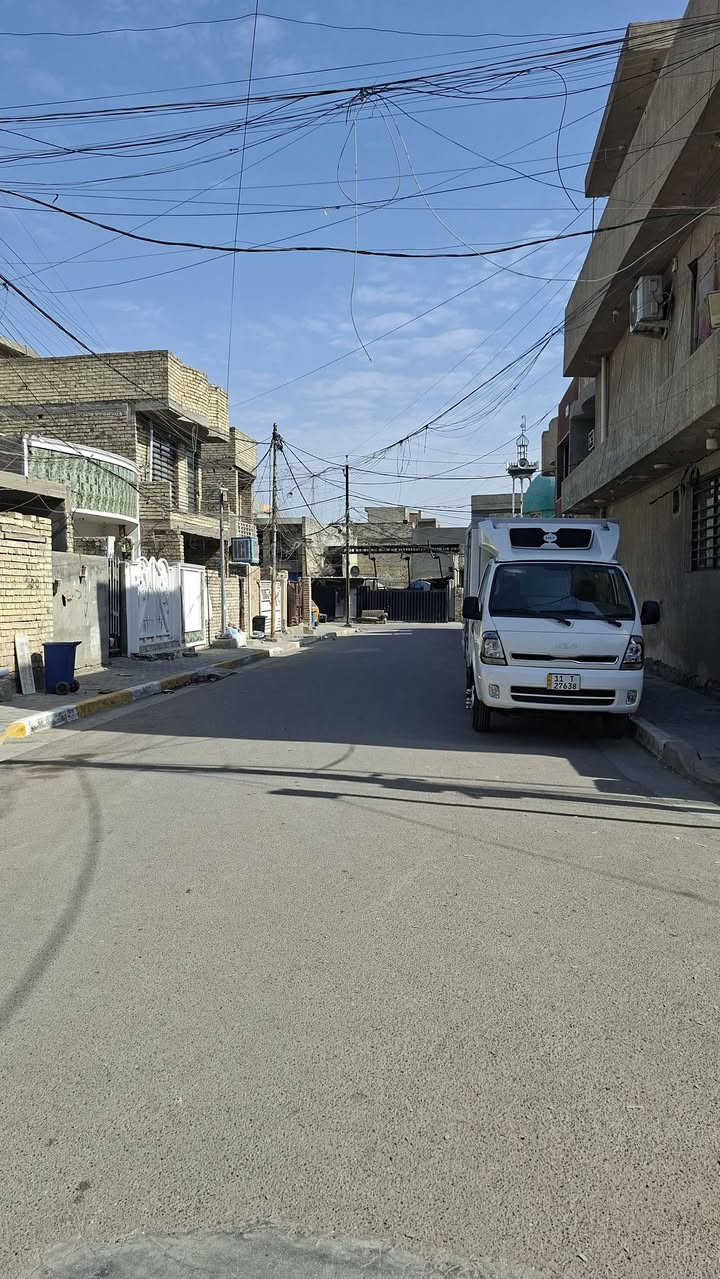 السلام عليكم قطعه ارض طابوزراعي سند٢٥ المساحه ١٠٠متر٥×٢٠منطقه كلش حلوه خدمات كامله البياع حي الشهداء قرب جامع معاذ ابن جبل قرب أسواق اميره السعر٧٥وبيه مجال ***********ابوصكر مكتب الغدير
