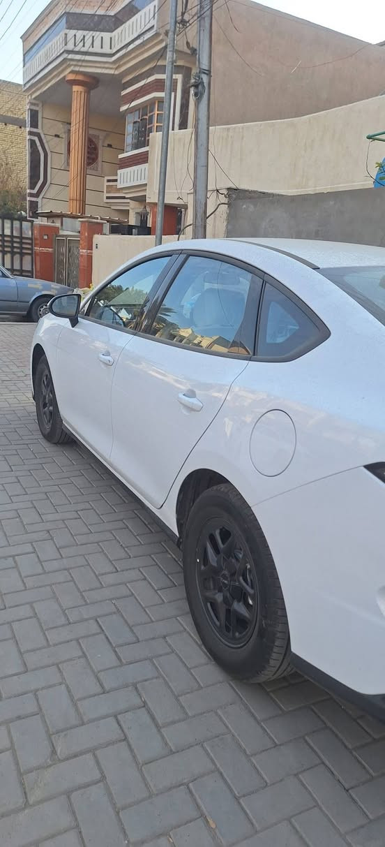 السلام عليكم سيل 5 مرقم كامل حالت الزيرو على كد الترقيم كل غراضه والكارت وياها . سعر ١٩ مليون مكاني بغداد الدوره. ***********
