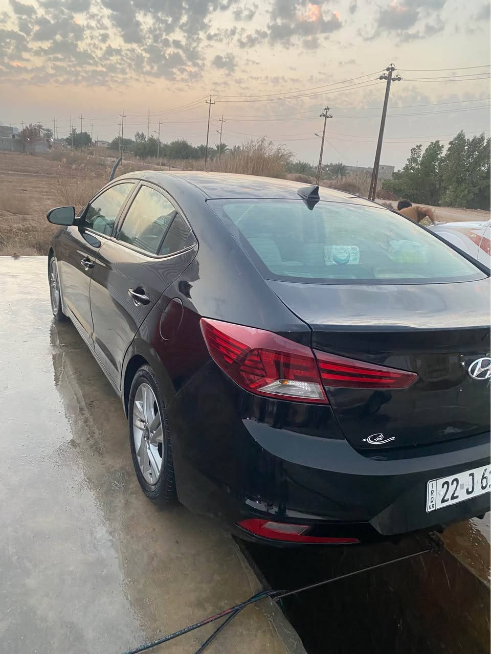 الانترا 19 رقم اربيل بأسمي شرط التحويل سنويه 2031وارد امريكي حادث بنيد مبدل فقط وجاملغ امامي بي بارد والباقي كفاله ***********مكان السياره بصره البصرة, العراق
