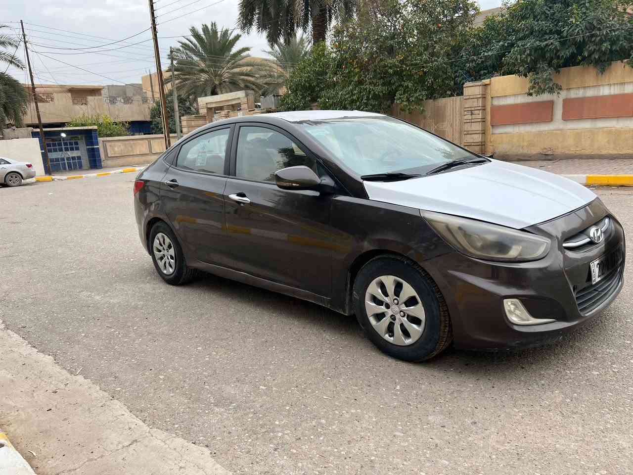 ‏ السلام عليكم
‏للبيع هوندا أكسنت موديل 2016 بي صبغ إحزام شرط بدون تكم  وبدون قمارة مكينة 1600 شرط لا تنقيص ولا تبخير صدر أمامي وخلفي شرط جام  أوتو كير اوتو 
‏السيارة جاهزة من كل شيء من الصدر +تايرات + كهربائيات + تبريد + تدفئة شغالة
‏ رقم أربيل الدولي سنوية جديدة عزة جديدة يعني شرط تحويل
‏السعر 97 وبيها مجال للشراي 
‏الاستفسار ***********
