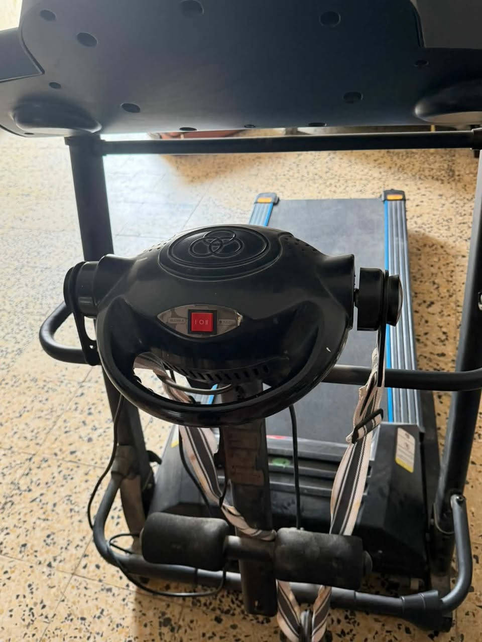 جهاز جري بعده اخو الجديد للبيع السعر 500 وبي مجال مكانه فلوجه قرب جامع التقوى *********** يتحمل وزن 250 /260
