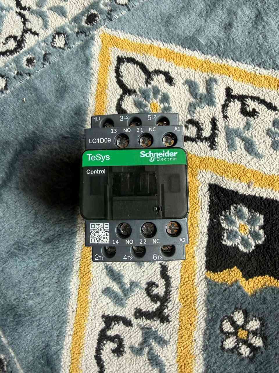 متاح كونتاكتور شنيدر من D9/D630


**إذا كنت صاحب هذا الإعلان وتريد حذفه لأي سبب، رجاءا أرسل رسالة إلى الدعم الفني**