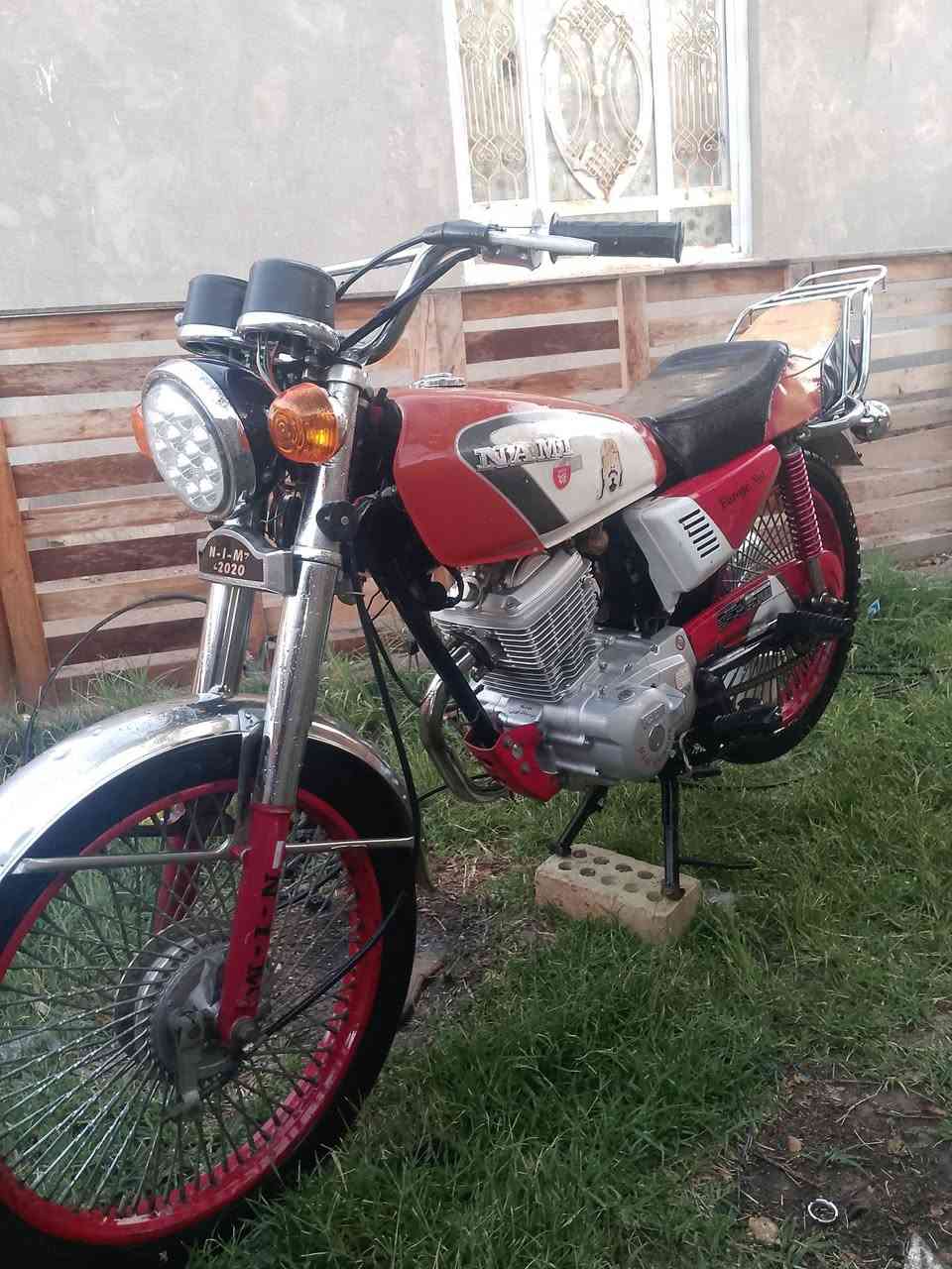 السلام عليكم دراجه تايكر للبيع موديل 2020مكفوله كفاله عامه مامفتوح بيها برغي كله عل وضع الشركه جديده السعر 550 اوراق شرط المداور مكان ناصريه مركز رقم ***********
