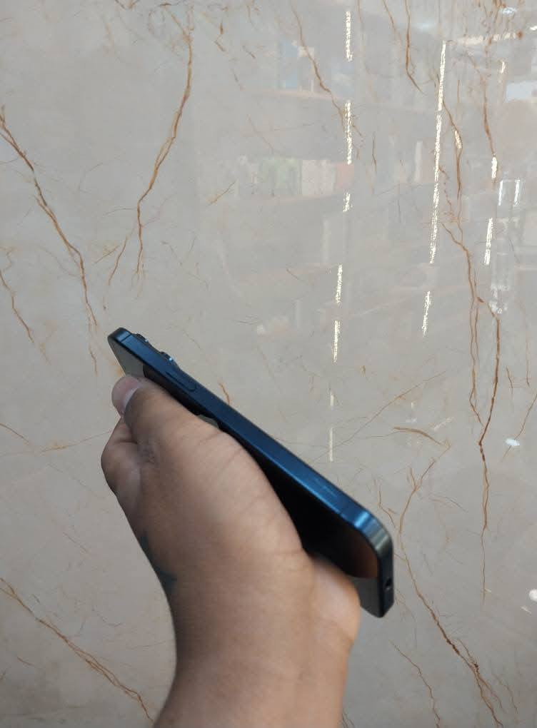 ايفون 15 برو ماكس 
ذاكرة 256 بطارية 93 دبل سيم 
مبدل بي لمس وبطارية بلادية تفصيخ بلادي 
سعر 675


**إذا كنت صاحب هذا الإعلان وتريد حذفه لأي سبب، رجاءا أرسل رسالة إلى الدعم الفني**