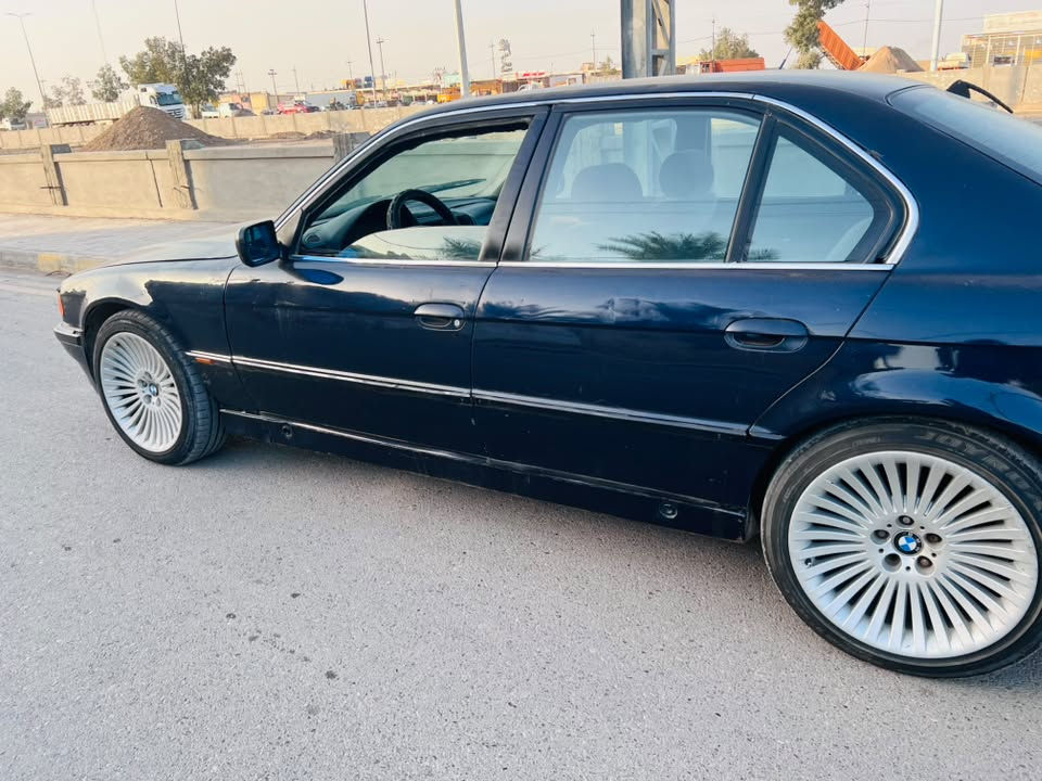 🌻السہ‿لًٱ۾ عَلْيّہ‿كَ۾ وٍرٍحَمُہ‿ةٌ اللَّہ‿ہ 

Bmw e38 خفاش للبيع 740 v8 رقم كركوك مشروع وطني كصة قمارة اثر حادث بيها ملاحظات تحويل وكتاب الحادث وياهة موجود مجرد تفحص بالمرور وتحول السعر  مستعجل على بيعتها28 ورقة وعليها غرامات 400 الف تنزل من سعرها وبيها نقوصات للاستفسار  ومعرفة تفاصيل كامله  مراسلة الواتساب  ***********
