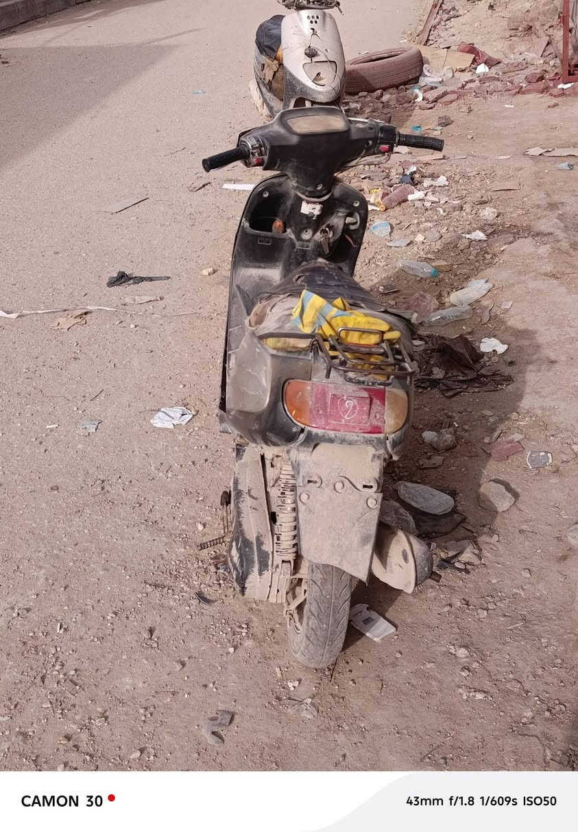 سلام عليكم دراجه منغولي فحل دراجه مفتوحه توني جفتته صالي 4 ايام بس مشكله تمشي وتختنك وتطفه دراجه نكره عنواني ناصرية شارع ال حبوبي السعر 200 رقم الهاتف ***********
