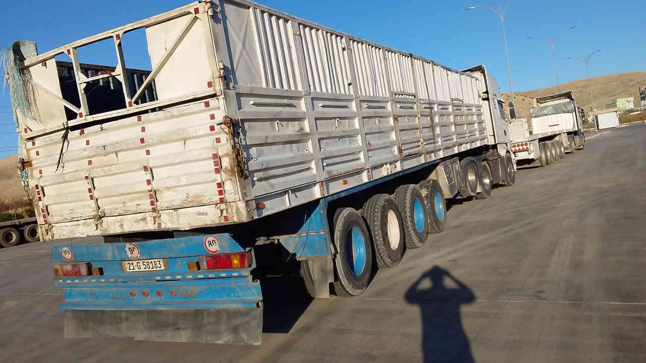 السلام عليكم عريانه حدادي اربع محاور سبرتك والرابع جوبلس تأثيرات نص عمر السعر ٩٠العنوان واسط العزيزيه***********
