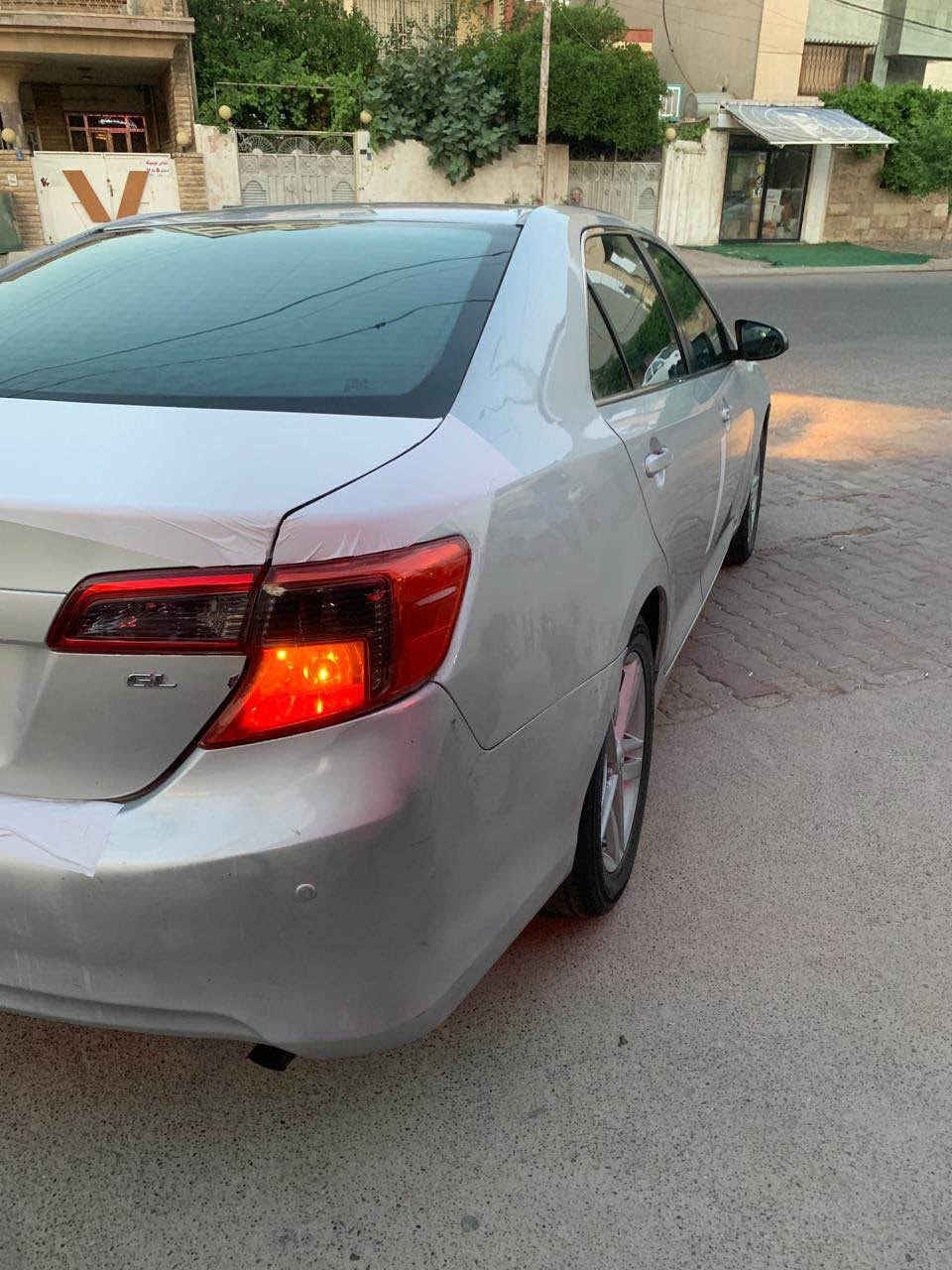Camry xaleje   
Model  2014  GL 

حيزام سبوغ 
جەمپێکی پێشی هەیە
ئێڕباگ سوکان 
سەقف و شان نیتی 
ڕۆیشتن / ٢٠٠ هەزار کم 
ڕەقەم و سەنەوی کۆن 
مەکینە V4,2,5 
800 $ غەرامەی لەسەرە 
پاش معاملەی وەردەگریەوە

نرخ / ٩٩ $
*********** أربيل, العراق
