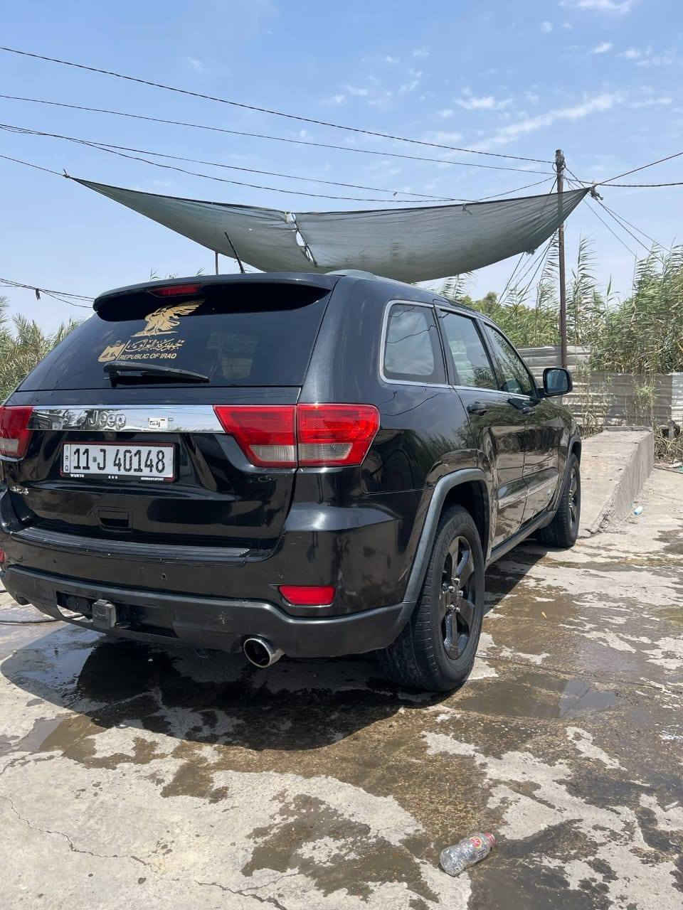 ‏‎الموديل :2012
‏‎اللون. اسواد 
-سقف  وفتحه
-3شاشات كبيره
-داخل اسواد مميز
-ويل 16
‏‎-المقاعد الأمامية كهربائية .
‏‎- المقاعد الأمامية تدفئة وتبريد
‏
‏‎- فتحات usb للمقاعد الخلفيه 
‏‎- تشغيل عن بعد
‏‎-  ستيرن الجلد  .
‏‎
‏‎-  الشاشة كبيرة مع GPS . 
‏‎- حساسات 360
‏- 
‏‎- صندوق كهرباي
‏‎- كاميرا خلفية اصلية دواره  .
‏‎- زراك اوتو ويا الامطار.
‏‎- مرايا متحسسه للضوء العالي .
‏‎- محدد سرعة( كروز سرعة ). 
‏
‏‎- نظام مانع انزلاق .
‏‎- جنطة كهرباء 
‏‎- نظام معرفة ضغط الاطارات.
‏‎- نظام اقتصاد بالوقود eco.
‏‎- نظام sport
‏‎- نظام تقليل السرعة بالمنحدرات
محرك 3600
‏‎- بصمة.
رقم بغدادالجديد هزه وسنويه جديده بأسمي السياره تحويل ثاني يوم

سياره جديده بمعنى الكلمه 
***********
عنواني /بغداد ا
