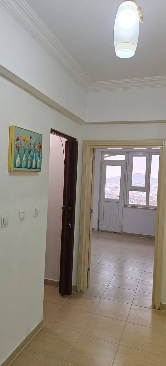 شقة للبيع دهوك ماسيكي(دابين2) عماره 24 طابق(7) دفتر4و50مجال واجهه دهوك جنوب غرب للاستفسار او معرفة العروض اتصل على 
***********
***********
شقه بو فروتنى دهوك ماسيكي(دابين2)
عماره 24 طابق(7)
واجهة دهوك 
 جنوب غرب و السعر
4دفتر و50مجال بو پتر پئزانين بيوندى بكه بو 
***********
***********
مكتب ابو بارزان دهوك, العراق
