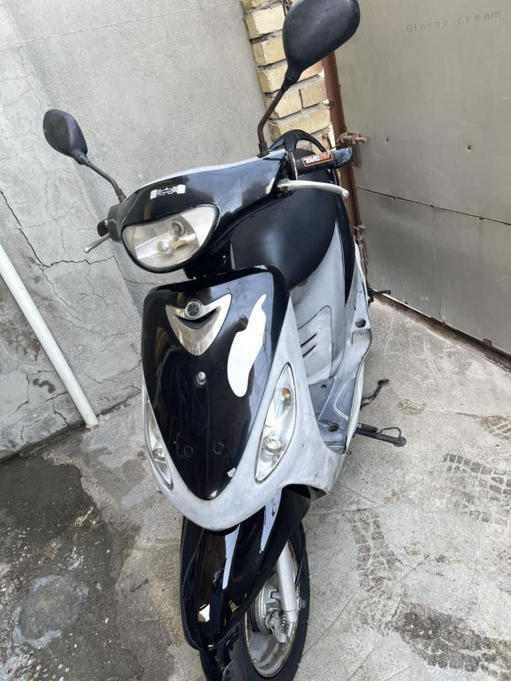 سلام عليكم 
ماكس منغولي 
لون اسود 
مكينه مكفوله 
ختم واحد كفر ومكينه 
تايرات جلاتين 
سلف رياضي 
ونضافتها كدامك بالصور 
دراجه نظيفه كلش ومابيها نقص برغي كامله مكمله 
السعر 550 وبيها مجال حك الجيه 
مكاني البياع / شرطه الخامسه 
***********
