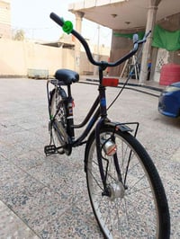 ورحمة الله وبركاتة يا الله بايسكل سياحي حاويه صيني البايسكل نظافه 80 ا...