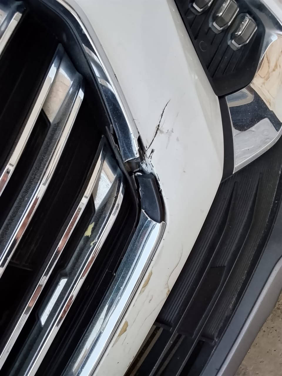 سلام عليكم

جيتور x90 بلاس موديل ٢٠٢٤
ماشية ٧١ الف وكسور سيارة جديدة
ونضيفة مثل ماموضح كدامكم
بالصور
رقم بغداد
فول مواصفات كل نقص مابيهة
السيارة بيهة بارد بالباب العكس
السايق
وضربة خفيفة بالشباك الامامي
مال دعامية
السعر ٢٥ مليون

للتوصل : ***********
