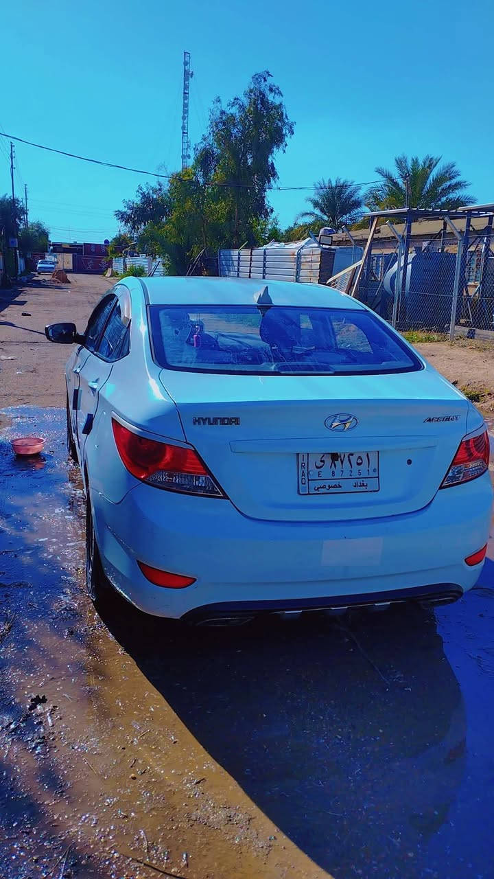 السلام عليكم اكسنت 2013 خليجي1600 دوش
السياره مثل ما واضحه كدامكم وهذا السونار تحكم ستيرن اشاير بلمري شاشا السياره خير من الله الي يريده يدخل خاص


**إذا كنت صاحب هذا الإعلان وتريد حذفه لأي سبب، رجاءا أرسل رسالة إلى الدعم الفني**