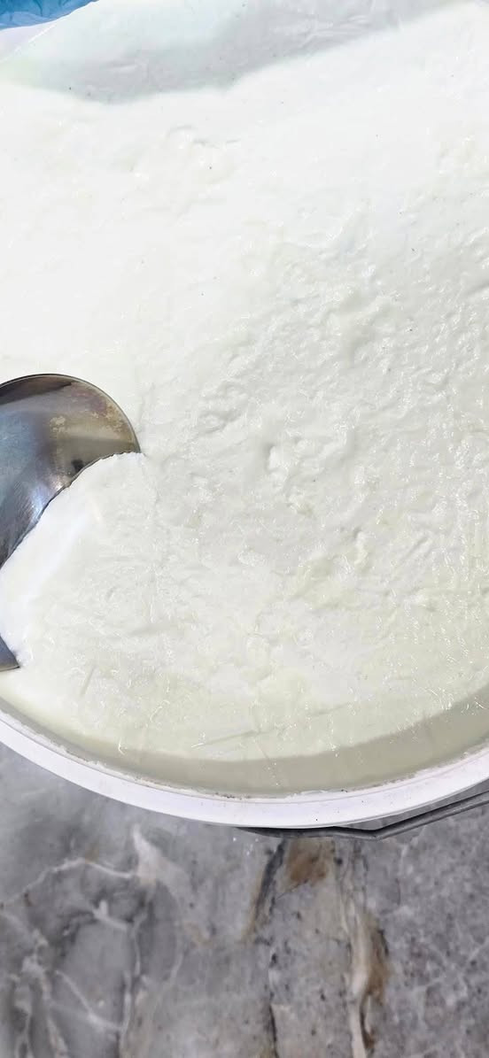 هنا وبس ...
كيمر عرب 100% 😋😋😋
جبن عرب 
روبة عرب 
نظافة وجودة 100% 
متوفر لدى اسواق حي التجار  والتوصيل لكل مكان 🚗🚗🚗🚗

واتساب ***********
