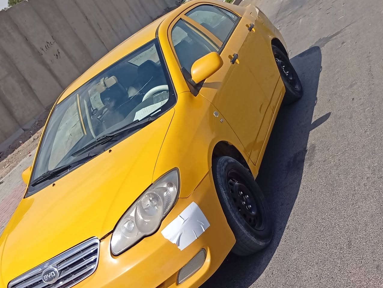 السلام عليكم ورحمه الله
بي واي دي 2019

السنويه بأسمنة ساقطه 2025/12

يعني صار شهرين 

السياره عليهه محرك هوندا بعده بلجيس يعني خير من الله لا تنقيص ولا تبخير 

تبريد ثلج شرط 

كهربائيات كلهه شغاله ولا جطل بيهه ع وضع الشركه 

سياره معايزه برغي تجي تشوف بعينك 

بيهه بس الجاملغ الخلفي والباقي كله مكفول

مكانهه بغداد

السعر 73قابل للتفاوض بشي بسيط جدا 

***********
