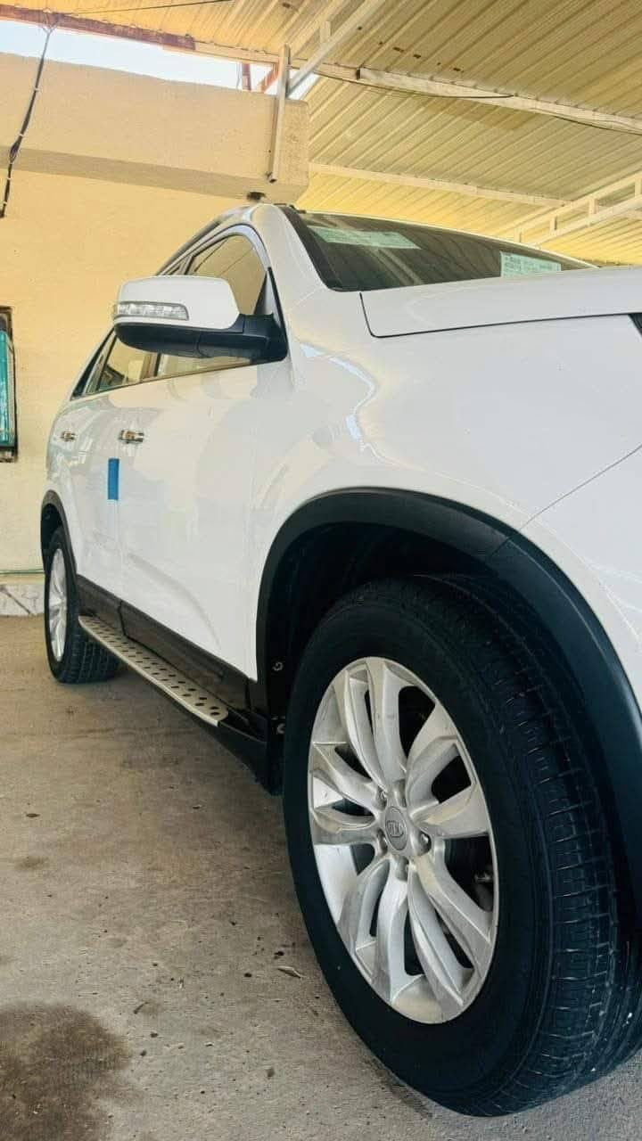 سورنتو خليجي مكفوله فول مواصفات واحد على واحد 6 سلندر  رقم بغداد بأسمي السعر 150 تواصل عالرقم ***********
