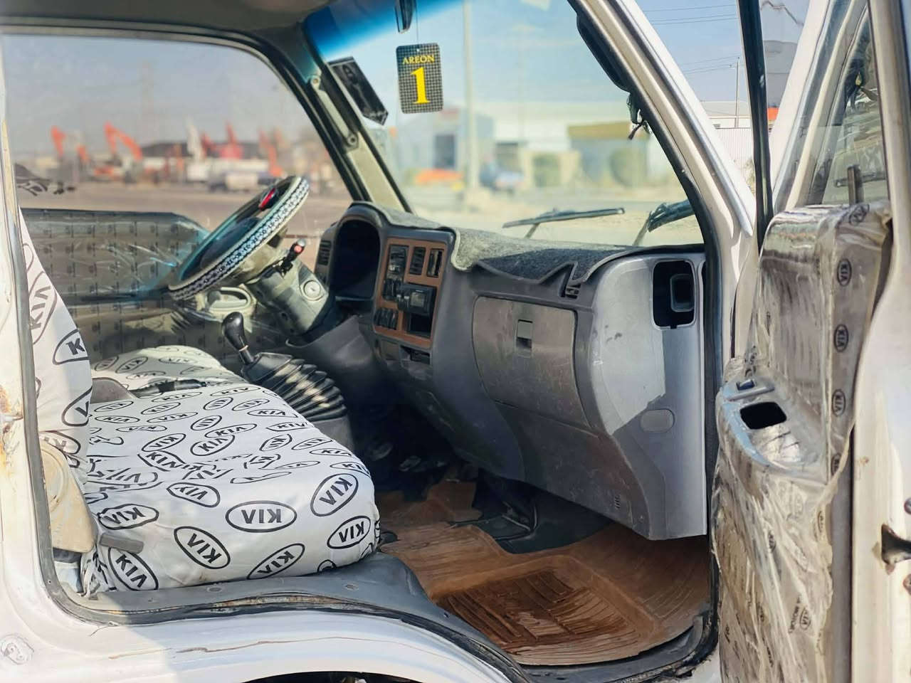 سلام عليكم من رخصت مدير الكروب كيا فونتيرا للبيع موديل 99 سياره جاهزه عله اخير حبايه سياره مال جناي جاهزه من كير محرك اكسن شاصي رقم شاصي حداديه كهربائيات سياره جاهزه رقم بابل الماني تحويل مباشر شراي بي خير ويدلل مكان بابل شوملي ***********
