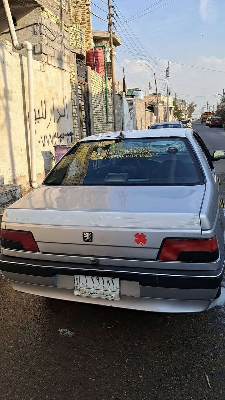 سلام عليكم بيجو ٤٠٥ كفاله من الضربه والتبديل  فقط رشه جماليه مديل ١٢ تدفئه تبريد كهربأيات كلها شغاله حداديه تخم تاير خياسات كلها ملكوطه معمره تعمير مرتب السعر ٣٧ وبيها مجال للطيبين مكاني البصره القبله رقمي ***********
