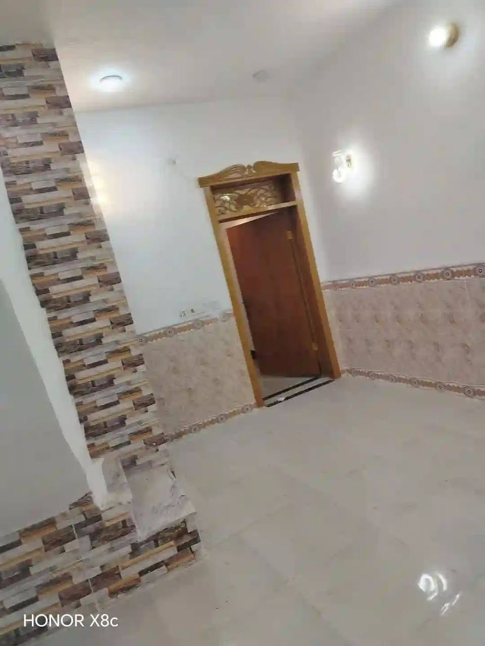 دار للبيع بمساحه 80م طابو زراعي بناء طابوك سقف صب بلنجف مقابل ملحق قريه الغدير سعر 33مع مجال للاستفسار الاتصال ***********
