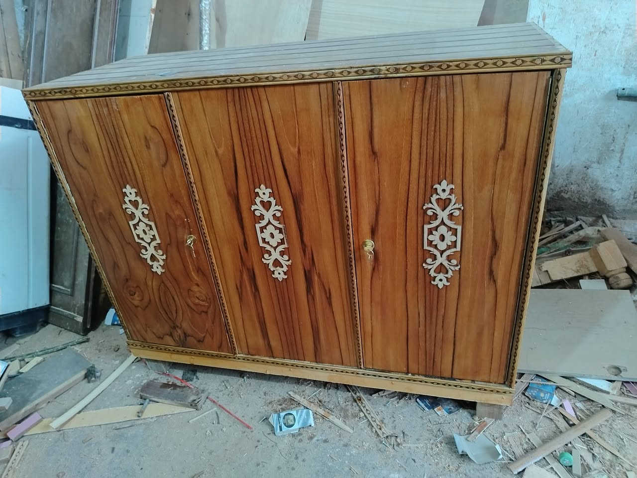 بوفيات خشب بلوك ثكيل مو سوكي
قياسات واسعار مختلفه
المكان الزبير


**إذا كنت صاحب هذا الإعلان وتريد حذفه لأي سبب، رجاءا أرسل رسالة إلى الدعم الفني**