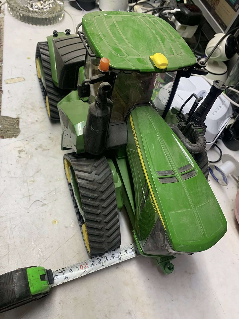 🚜🚜🚜🚜🚜🚜🚜🚜🚜🚜
مجسم Tractors ماركة جوندير 
صناعة المانية
انتاج 2017
انتاج شركة Bruder 
حجم 50 سم 
الطول 50 سم 
العرض 19 سم 
الارتفاع 24 سم 
سرفات متحركة 
تفتح باب 
مقود متحرك
🚜🚜🚜🚜🚜🚜🚜🚜


**إذا كنت صاحب هذا الإعلان وتريد حذفه لأي سبب، رجاءا أرسل رسالة إلى الدعم الفني**