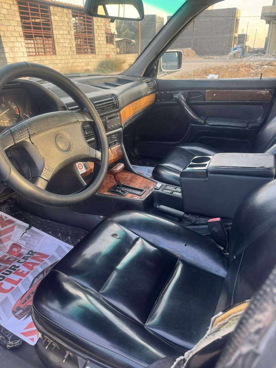 بي ام موديل 1993 وارد يابان كير محرك ميكانيك كهربائيات خير من الله مكانها بغداد تراي وين مايعجبك 
السعر 45 
بغداد الدوره 
***********
