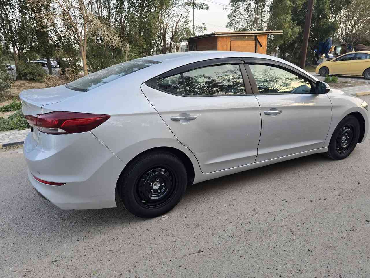 يالله سلام عليكم النترا ٢٠١٨ خليجي مكينه ١٦٠٠ دوش كير ايتي المرغرب بيهه باب وجاملغ صبغ بدون دواخل سياره جديده وجاهزه من كلشي كير مكينه شرط مامفتوحات تراي جديد ماشيه ١٠٣ مواصفات نص فول قطعتين تبريد مري شفط رقم اربيل تريد تحويل تريد وكاله مكاني بغداد الكرخ السعر ١١٧ ر ***********
