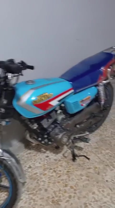دراجه للبيع سعر 1,100 وبيها مجال بسيط دراجه استوها طالعه من الوكيل ربع دينار ما صارت عليها بس دهن وبنزين تفاصيل الدراجه بعد هي قبالك دراجه 5 جير بشاير وعداد كلهن كاملات وشغالات للتفاصيل أكثر ع الرقم ***********
