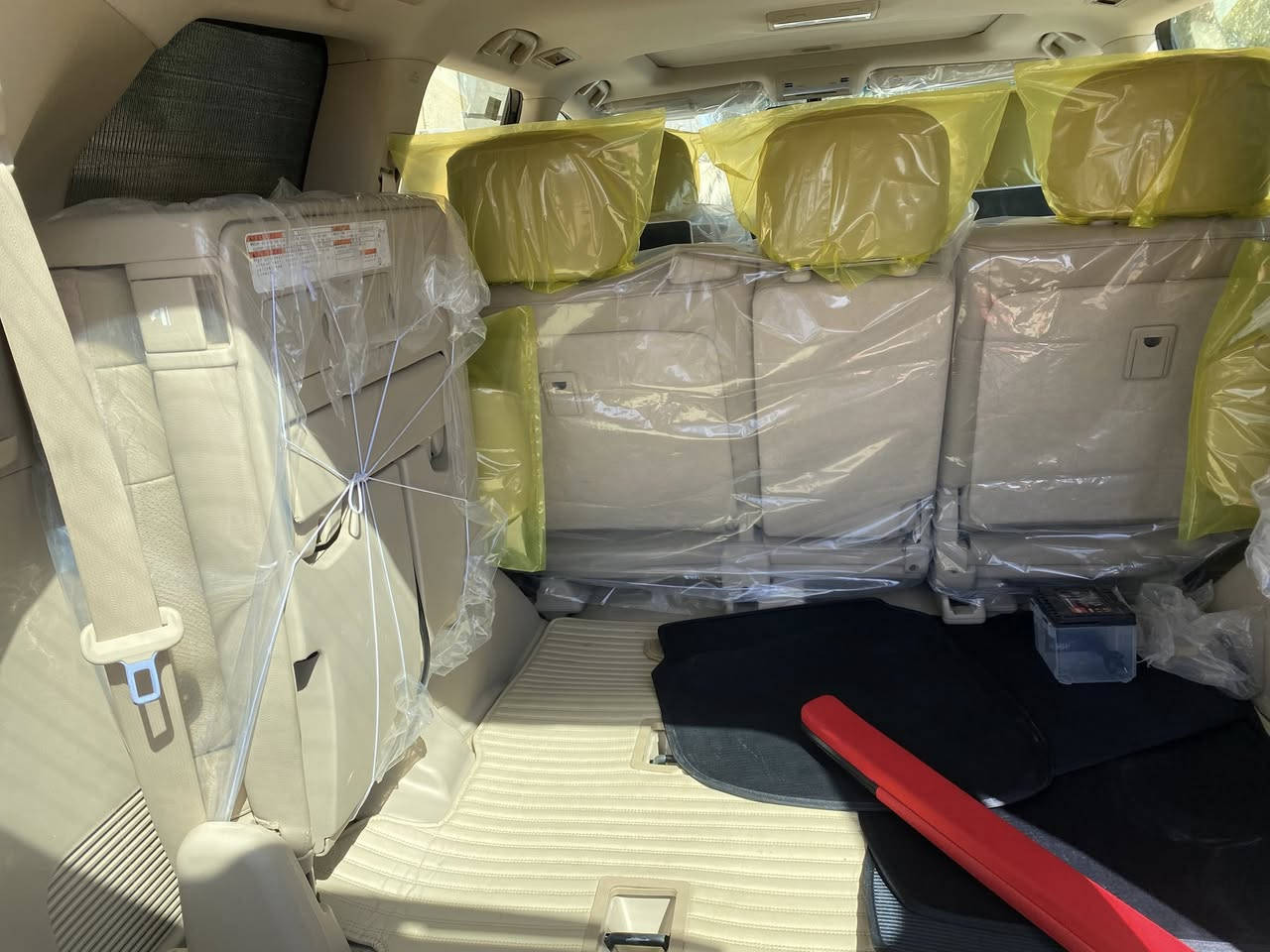 لاندكروزVXR 21 5700رقم اربيل بسمي السيارة مكفوله ماشيه 76 الف السياره مواصفات معروفه جاهزه مكان السيارة السماوه الرميثه السعر 60 الف دولار 6شدات ***********/***********
