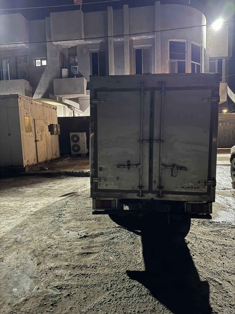 السلام عليكم كيه براد سامسونك 
كير ومكينه محور ٢٧٠٠ سياره جاهزه التبريد مالتهه يرادله بس غاز ويشتغل طبيعي وخير من الله رقم بغداد بأسمي تحويل ثاني يوم السعر ٣٥وبيهه مجال الرقم ***********
