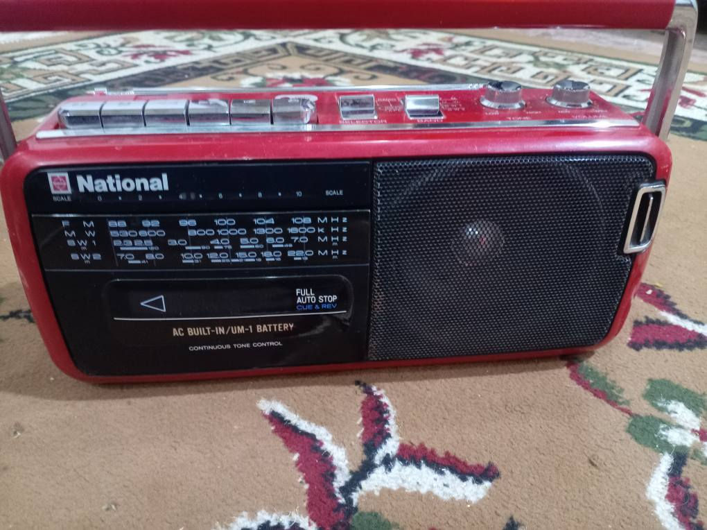 راديو ومسجل نوع ناشينال على بلادة بدون أي نقص أو خلل أو تصليح
السعر 40 ألف
يوجد توصيل


**إذا كنت صاحب هذا الإعلان وتريد حذفه لأي سبب، رجاءا أرسل رسالة إلى الدعم الفني**