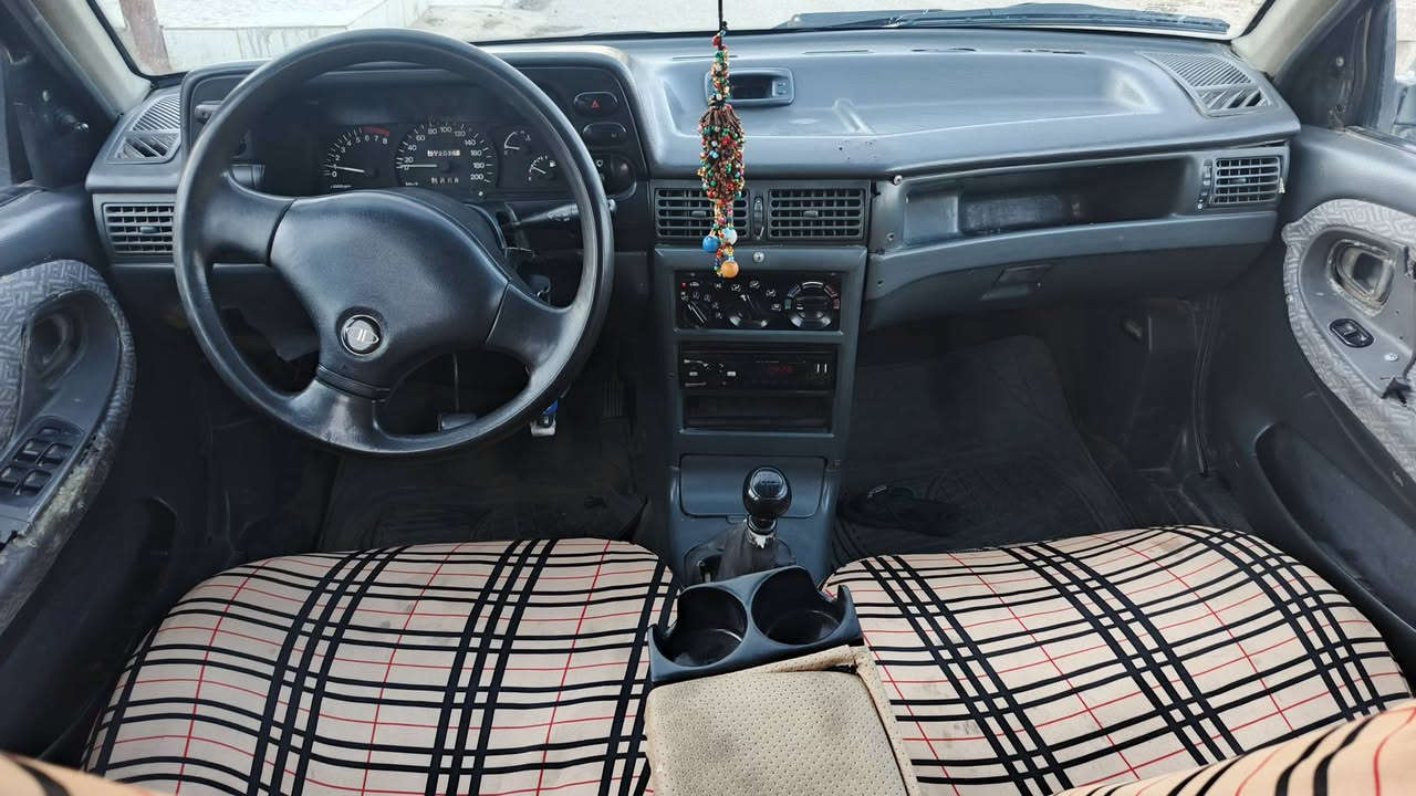 سلام عليكم دايو سلو موديل ١٩٩٤ رقمه بغداد سنويه ٢٠٣٠ بسمي هزه جديدة تبريد شغال  داخله حلو ما متعوبه سياره بدون ضربه سعر ٢٧ وبي مجال مكان سياره داقوق ***********واتساب هم موجود
