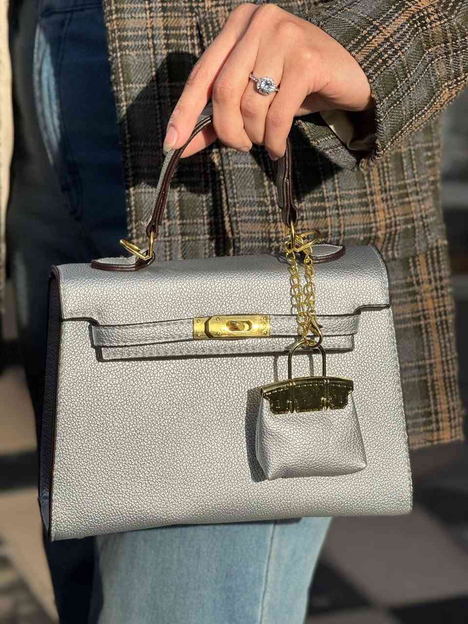 يتوفر خدمة توصيل


**إذا كنت صاحب هذا الإعلان وتريد حذفه لأي سبب، رجاءا أرسل رسالة إلى الدعم الفني**