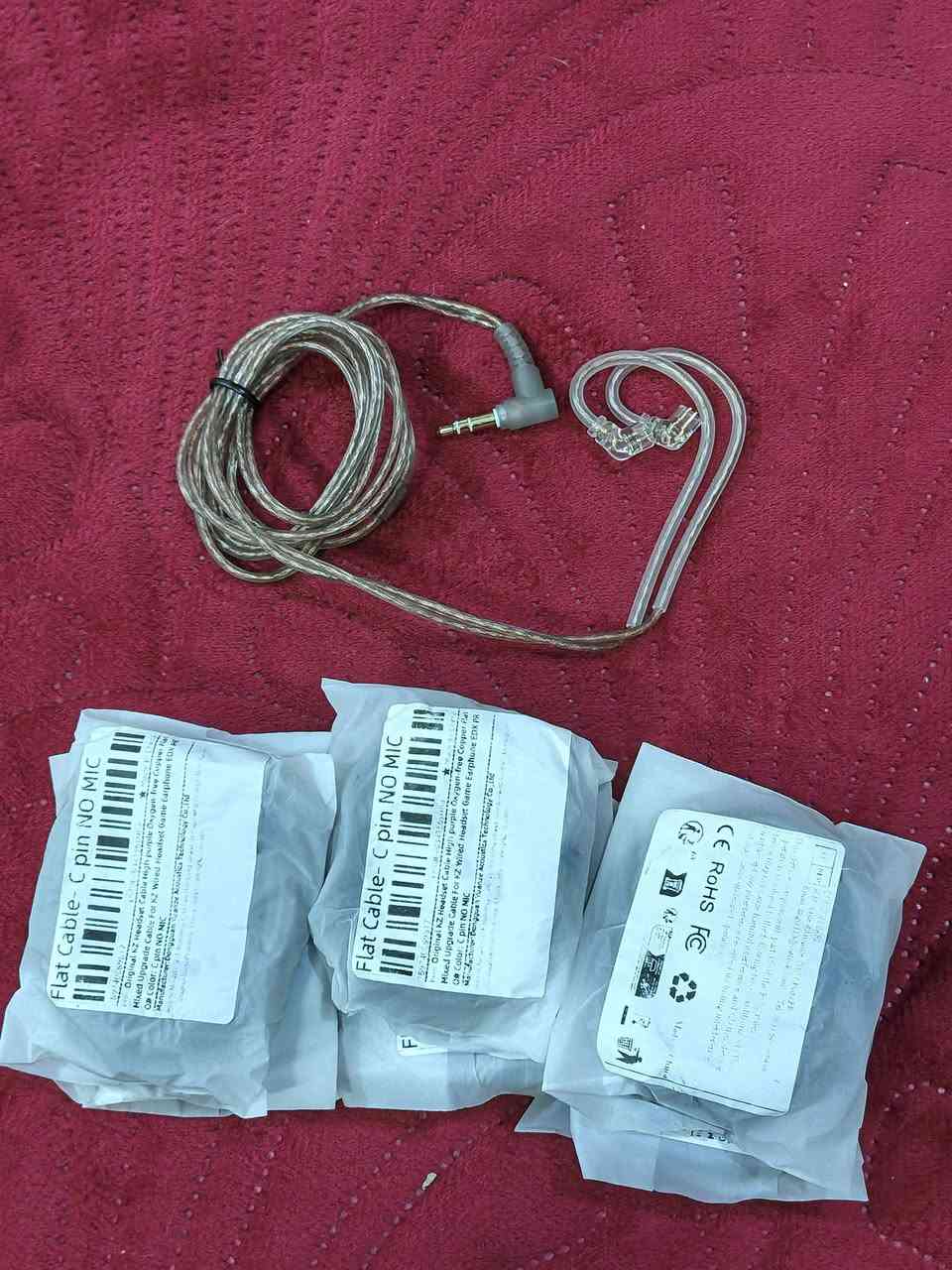 15 الف السماعه 
متوفر وايرات فقط العدد 7 السعر .. 20 الف


**إذا كنت صاحب هذا الإعلان وتريد حذفه لأي سبب، رجاءا أرسل رسالة إلى الدعم الفني**