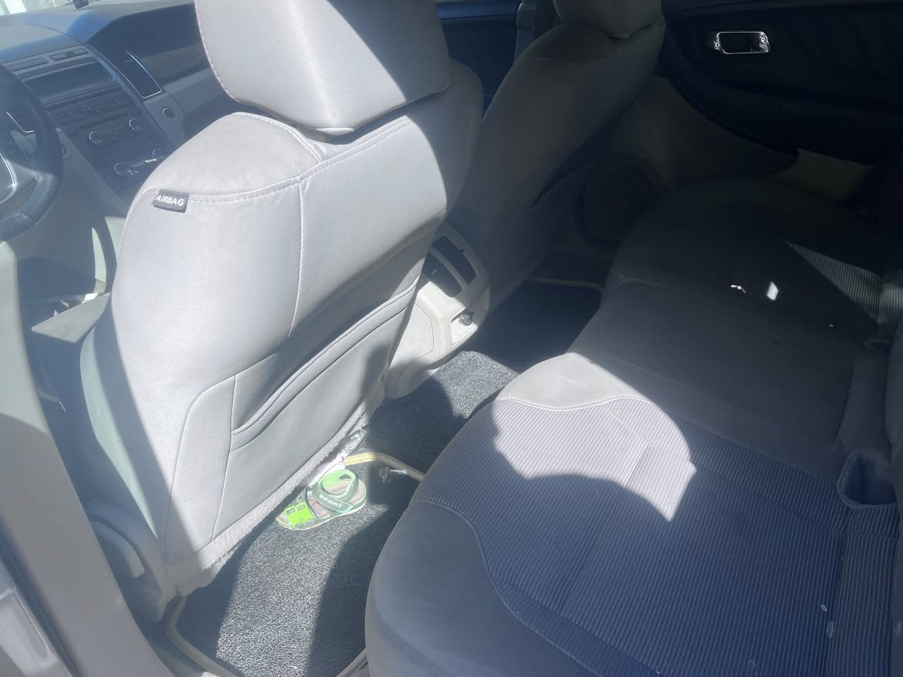 فورد تورس 2011
السياره خليجي فول مواصفات 
فتحه
تحكم ستيرن جهتين 
كرسي كهرباء
تدفئه تبريد فوول 
السياره ماشيه 70 الف فقط جديده جدآ
مكينه كير جيد جدآ
قطعتين تبريد
3 انظمه قياده 
شفتات ستيرن
السعر ١١
بي مجال حق الجيه
 ***********
