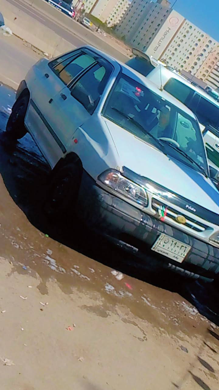 سلام عليكم سايبة موديل 2012 للبيع كير ومحرك مكفولات لا تبخير ولا تنقيص شواصي نضيفة جاملغات بيهة بس چاملغ سيارة خير من الله متحك راسك وراهة سياره مخذه بل قصد فك قصده ياله حول تريد سويلك وكاله عادي سويلك وكاله بين ما فك قصده  سعره 35وبيه مجال جدن بصيد هذه رقمي مكاني بغداد ***********
