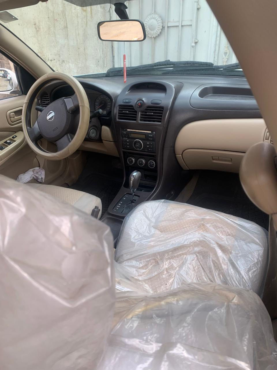 السلام عليكم سياره سني 2009  مكاني بغداد المشتل عارضه 82       وبيه مجال  كلشي اموظح   بلسونار    . للستفسار ***********   الرقم الثاني ***********
