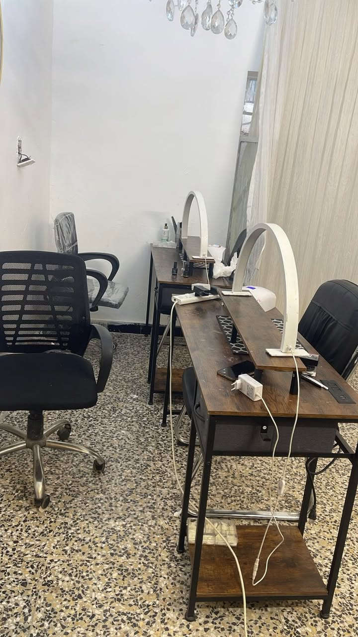 للبيع واتساب ***********
