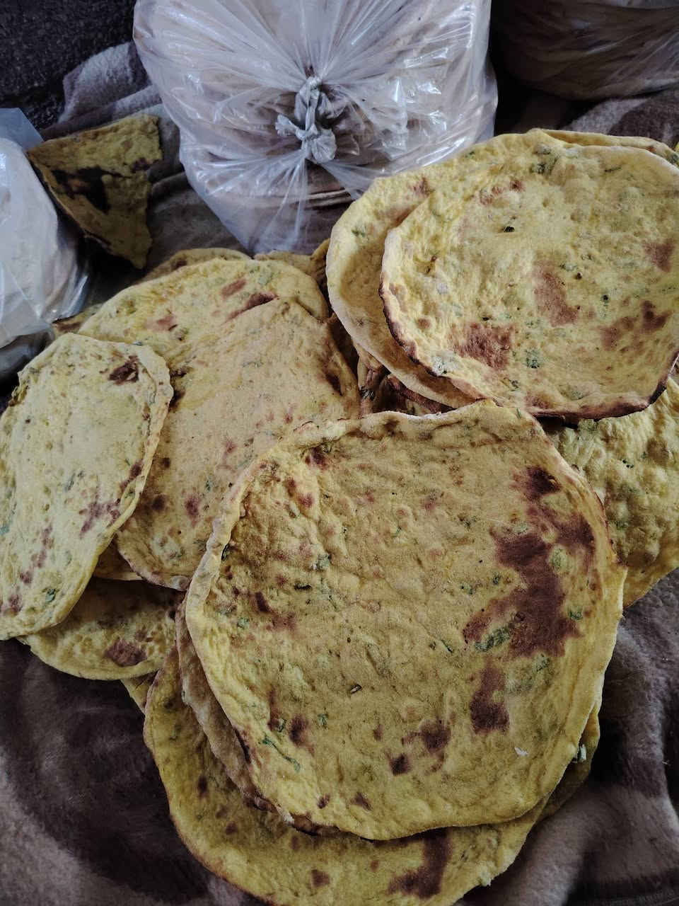 طلبيه اليوم خبز ابيض للبيع 35 ب 5لاف خبز عروك 20ب5 خبز شعير 20 ب5 مستعدين تجهيز  كافه المناسبات والمحلات اليحب يحجز الخاص مفتوح او تصل عل الرقم  الحجز قبل بيوم يوجد توصيل جميع مناطق الخالص ***********
