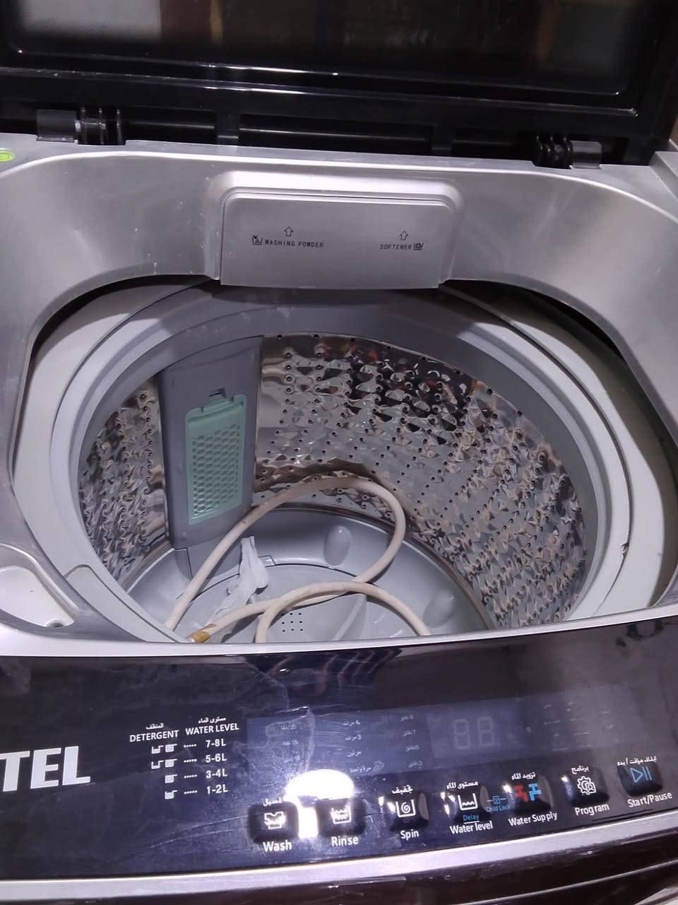 سلام عليكم غسالة فول اوتماتيك حجمها اكثر من ٢٤كيلو للبيع جديدة مستخدميها مرتين رايدها ٤٥٠ مكاني بغداد البوعيثة ***********
