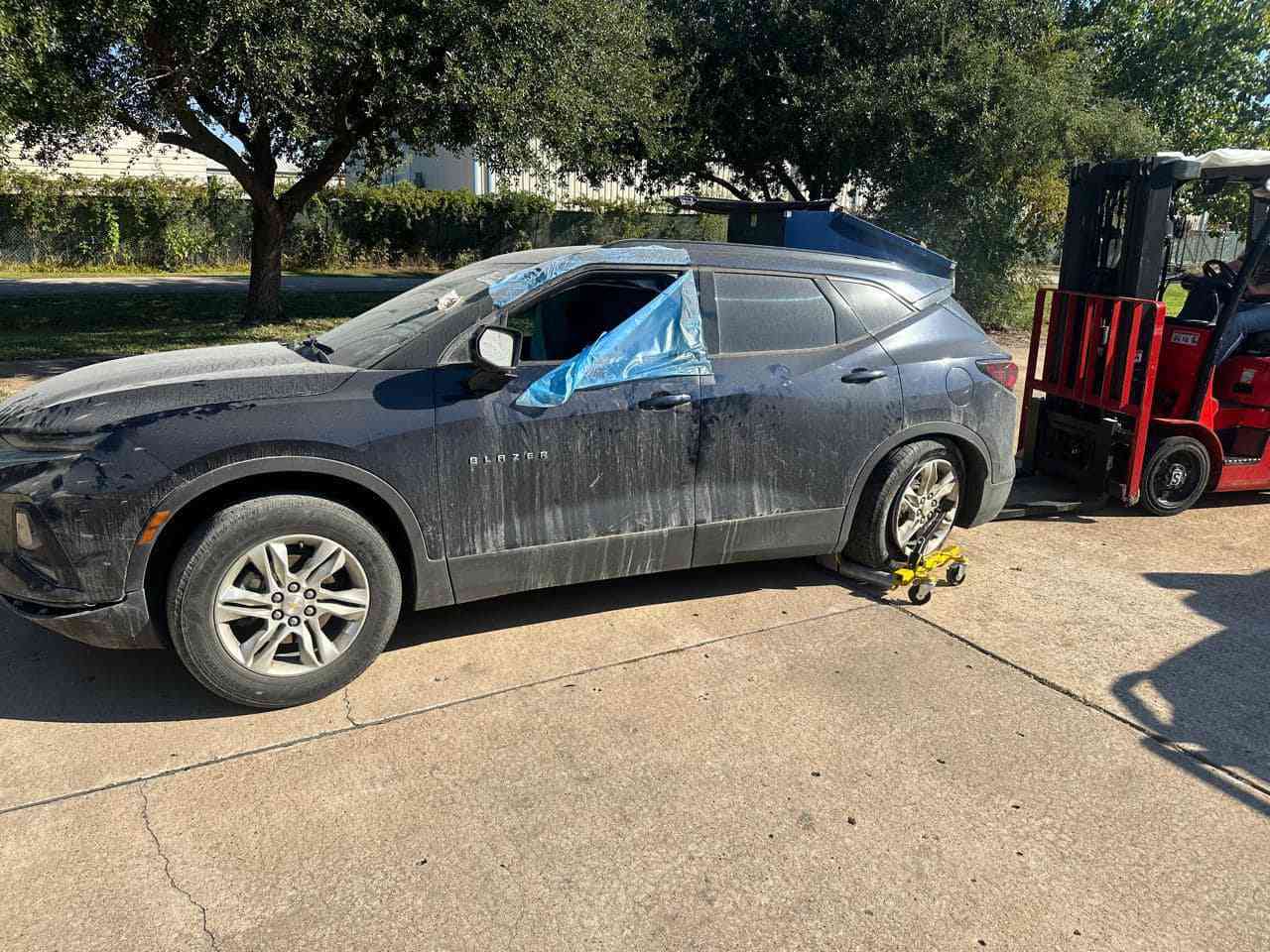 تعلن محلات عزيز الكرادي عن وصول سيارات تفصيخ ماليبو ٢٠٢٣ وموديل ٢٠٢٢ ترافلس موديل ٢٠٢٣ اكاديا دنلي موديل ٢٠٢٣ بلايزر موديل ٢٠٢٢ وترل بلايزر موديل ٢٠٢٥ وتيران موديل ٢٠٢٢ وقطع غيار اصليه للمعلومات الاتصال على الرقم *********** سيد علي
