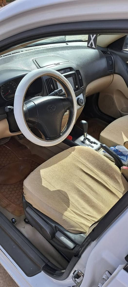 سلام عليكم النترا موديل ٢٠١١ سيارة مكينه ٢٠٠٠ كير مكينه مكفول
سيارة فتحة بيها ملاحضات كلش بسيطة جدا صدر جديد تخم تاير خير من الله كبل للشارع متصرف عليها ربع سعر ١٢٨وبيها مجال مكان بغداد رقم الهاتف***********
