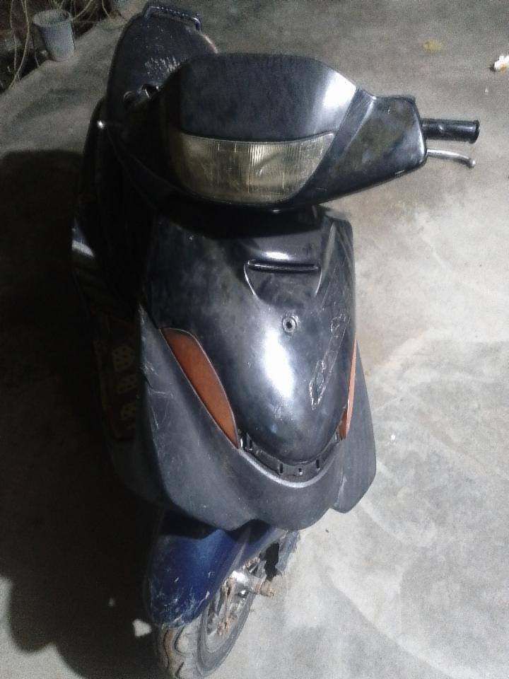 سلام عليكم درجة فراشة للبيع دراجة يرادله شوي ترتيب مكينه نضيف شلعه و معدل دراجه يرادله بس كابريتر سعر 250وبيه مجال حك جيه ***********
