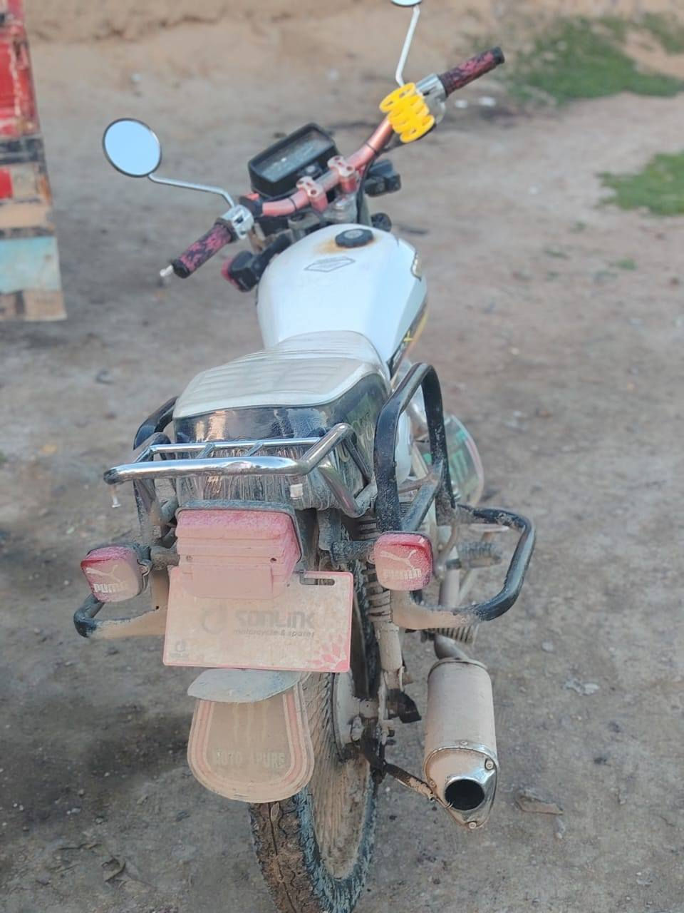 تايكر 20 باب اول وزن ثقيل منفيس موجود كزوز رياضي ستيرن رياضي درع رياضي محرك دمعه مبدل ولف بس الماطور جاهز عايزو خيال فقط السعر 400 وبي مجال الشراي يشلع عيوني *********** الزين اتصال *********** واتساب
