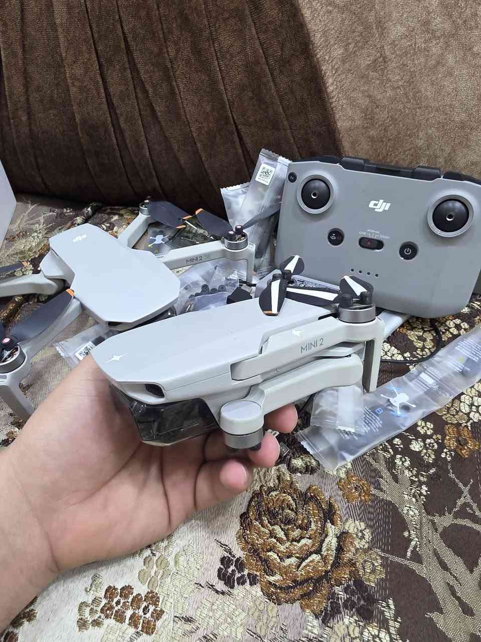 Mini 2
Mini 2 se
0750 5600627
