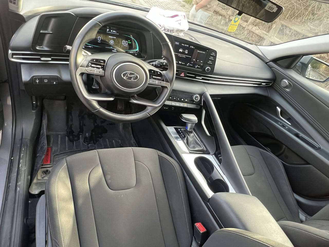 سلام عليكم النترا 2025 للبيع سياره جديده كلش وارد كندي
سياره كامله مكمله للأخير
بعده بستيكرات الشركه
ماشيه 14
هند بريك دكمه
تشغيل عن بعد
تحكمات مقود
بصمه
اشاير بل مري
تبريد شاشه
رادار امامي خلفي
وبعد بيه هواي مواصفات
مكاني بغداد
سعره 159
***********
