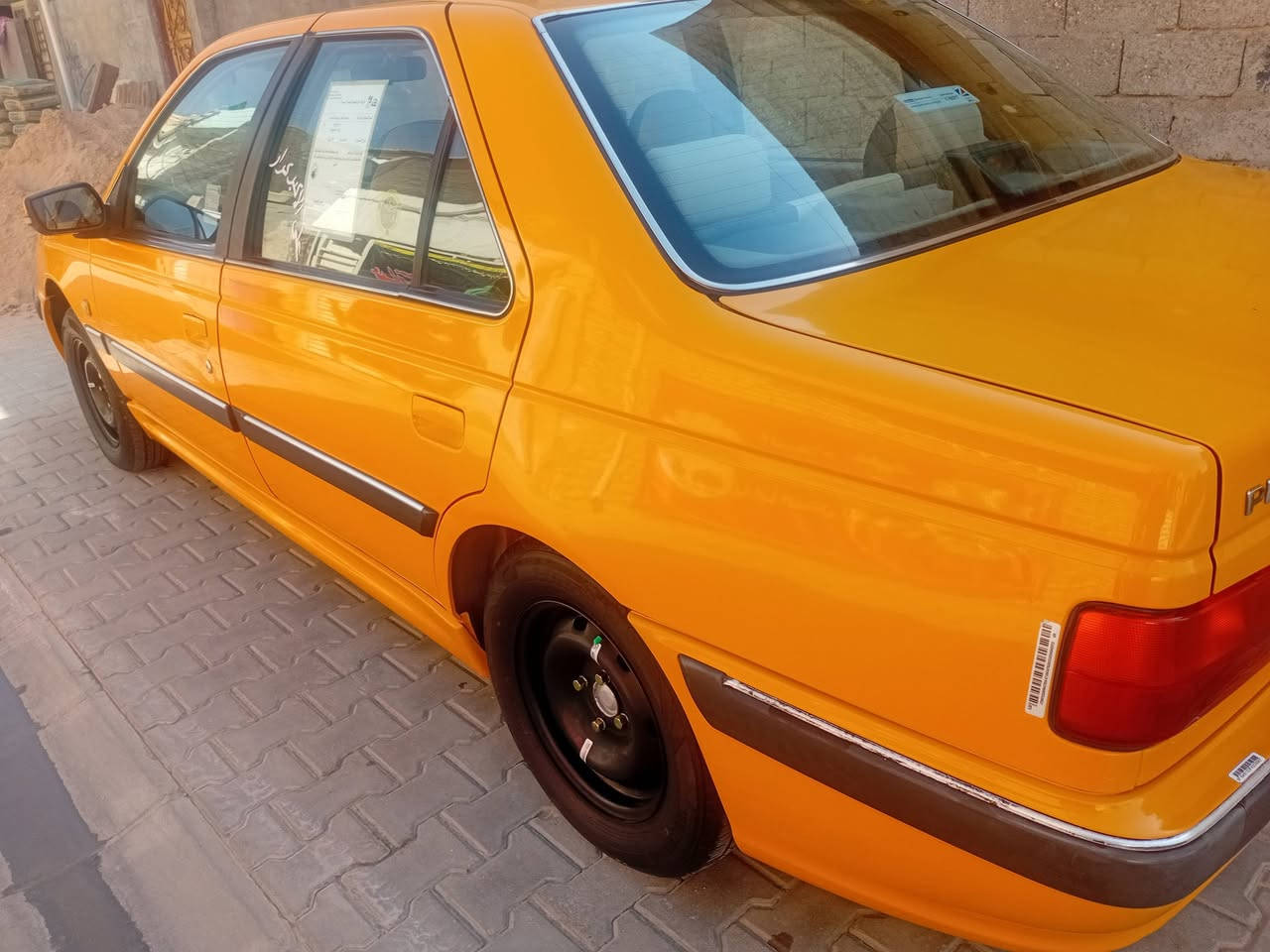 السلام عليكم بيجو بارص ٢٠١٨ بيه جاملغ الامامي صبغ المكينه تنقص تبريد ثلج بيه منضومه غاز السعر٥٠ وبيه مجال مكان السياره بغداد الزعفرانيه ***********
