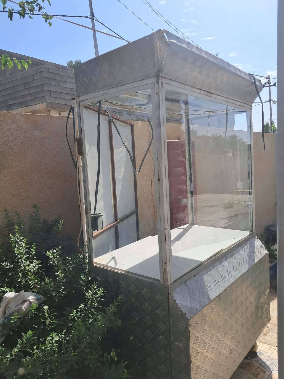 عربانه جوكر 
كاملة مع باب تنقفل ايضا للاستفسار ***********
